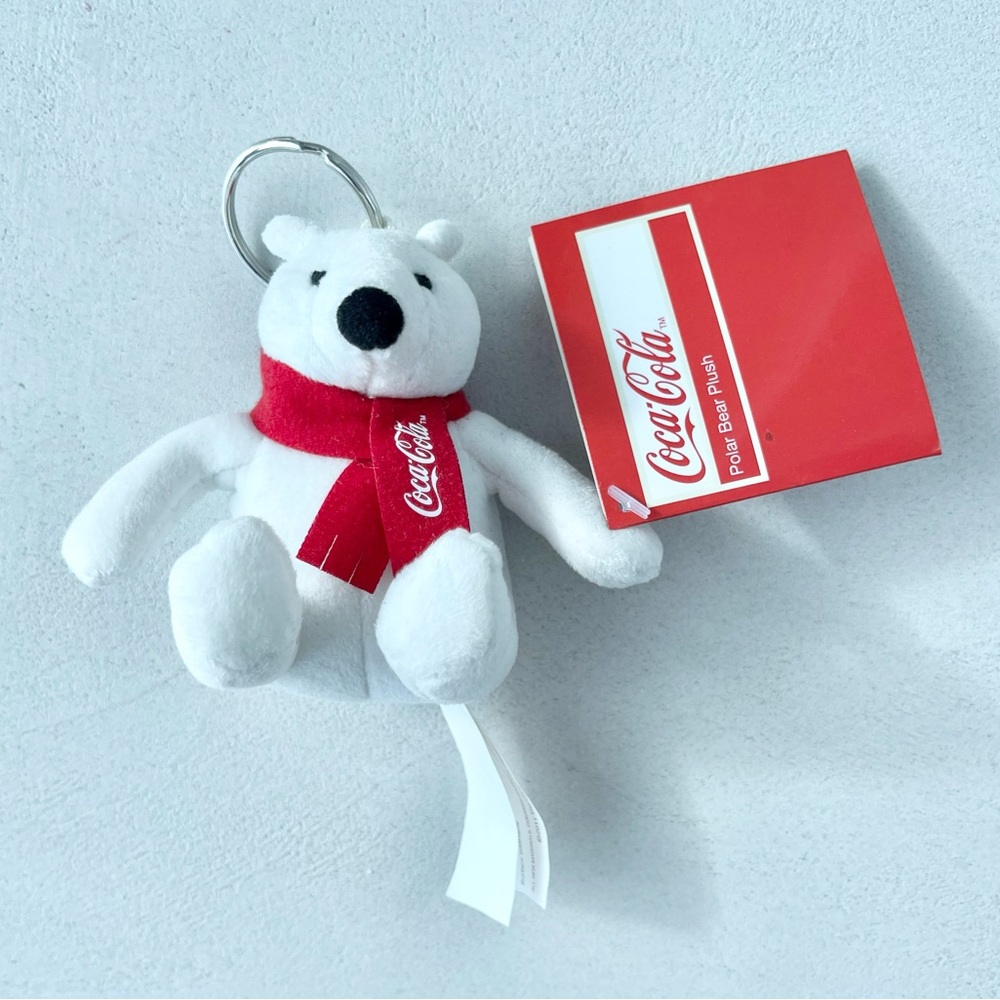 Coca Cola polar bear plush key chain white Atlanta souvenir white red